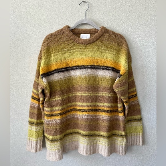 Every Fuzzy Vintage Stripe Crew Neck Long Sleeve Sweater in Women's Size S - Picture 2 of 13
